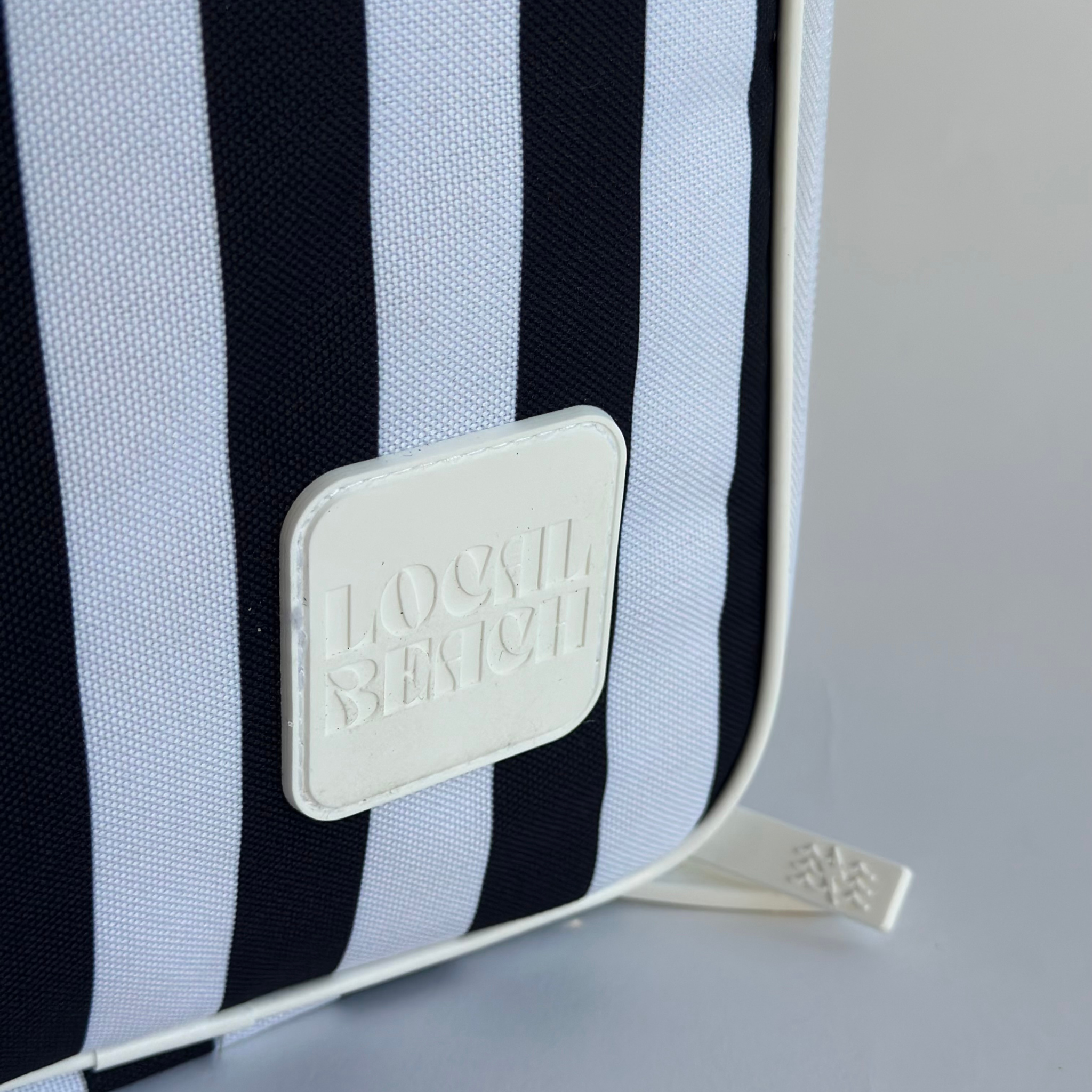 Black/White Striped Lunchbox